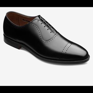 Men’s Allen Edmonds Vernon 10.5D shoes with box